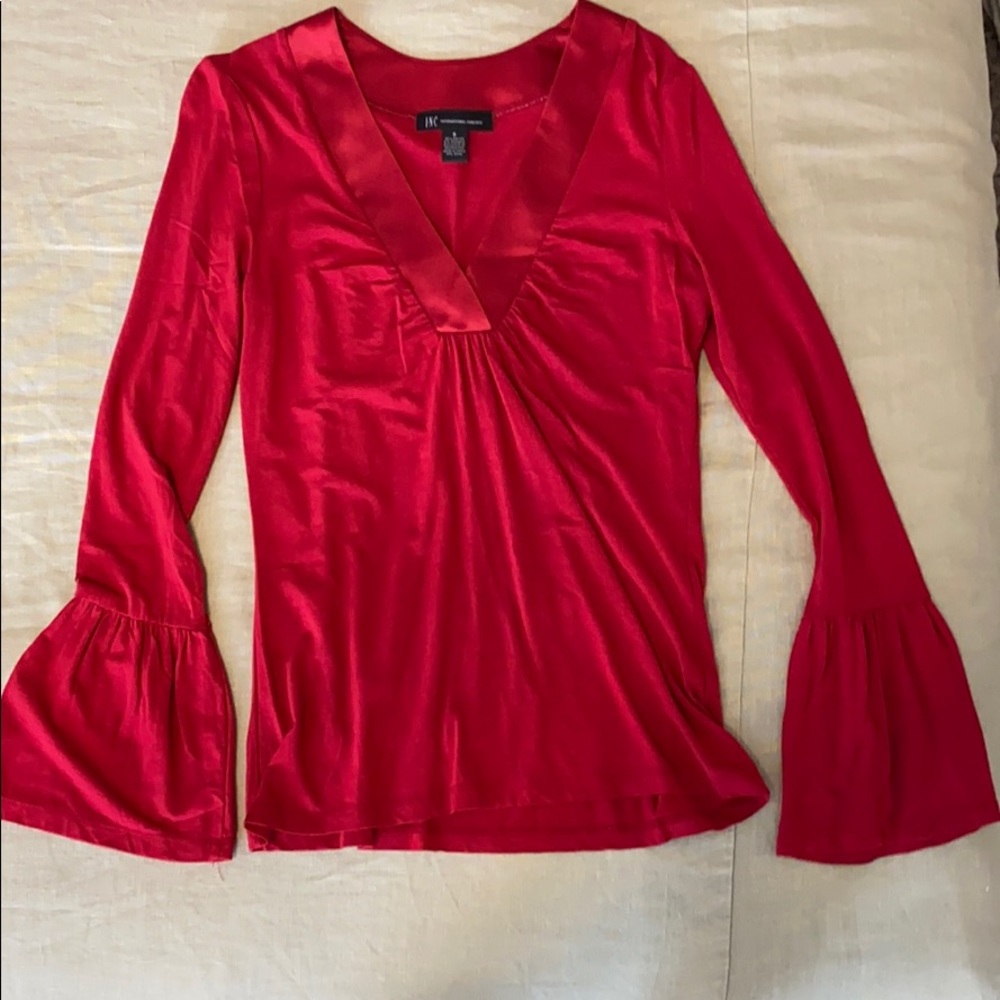 Flare sleeve top